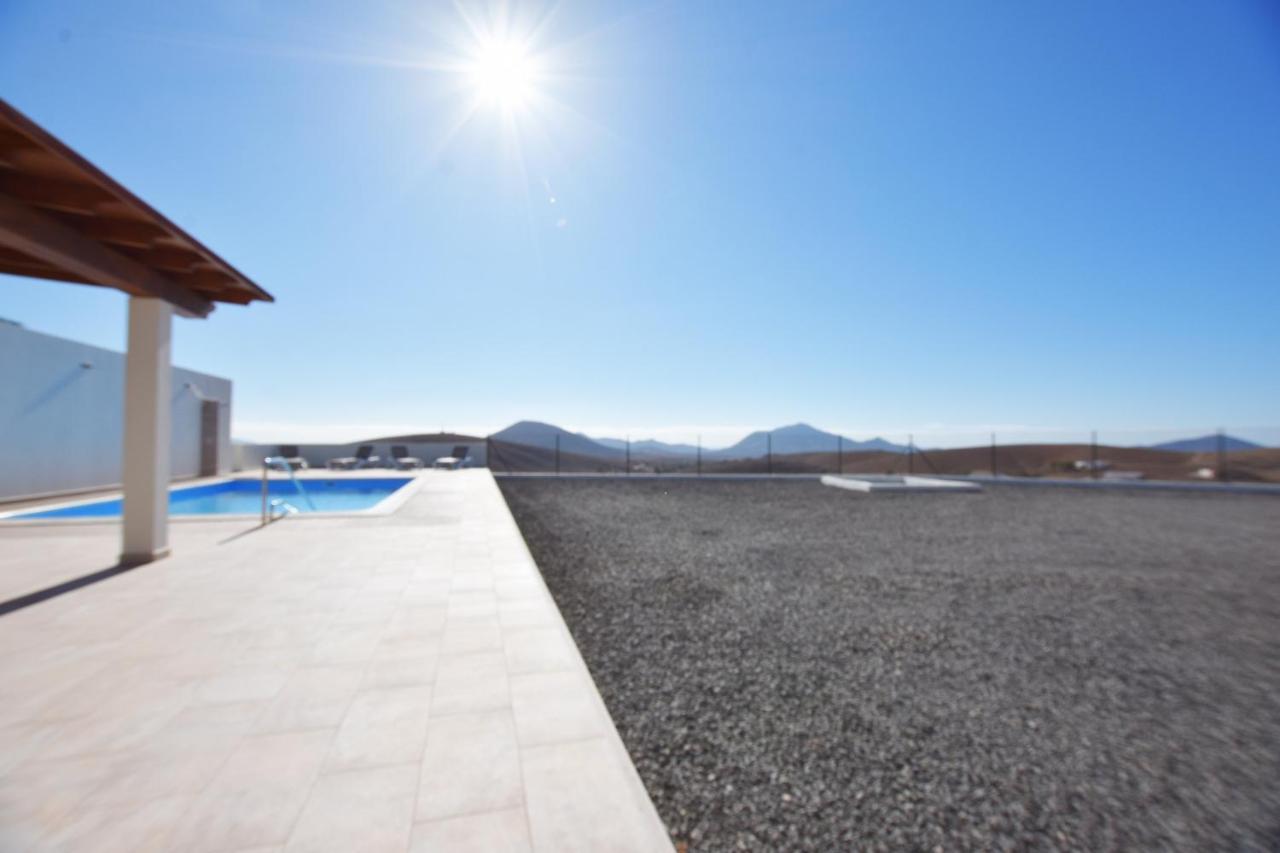 Book Jet - Window To Freedom Villa With Heated Pool Tuineje Εξωτερικό φωτογραφία